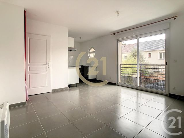 Appartement F2 à louer - 2 pièces - 36.33 m2 - CHILLY MAZARIN - 91 - ILE-DE-FRANCE - Century 21 Plein Centre