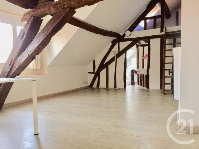 Appartement Studio à louer LONGJUMEAU
