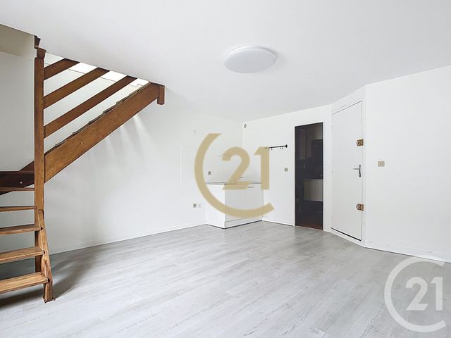 Appartement F2 à vendre - 2 pièces - 29.9 m2 - LONGJUMEAU - 91 - ILE-DE-FRANCE - Century 21 Plein Centre