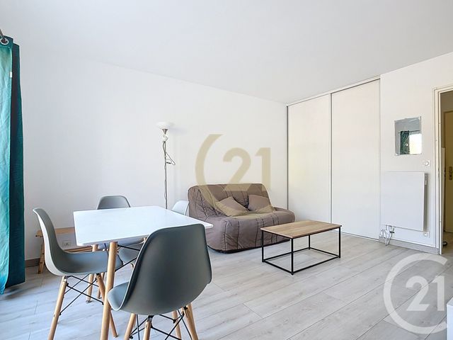 Appartement F1 à louer - 1 pièce - 32.0 m2 - LONGJUMEAU - 91 - ILE-DE-FRANCE - Century 21 Plein Centre