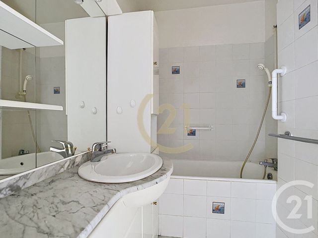 Appartement F3 à louer - 3 pièces - 61.57 m2 - LONGJUMEAU - 91 - ILE-DE-FRANCE - Century 21 Plein Centre