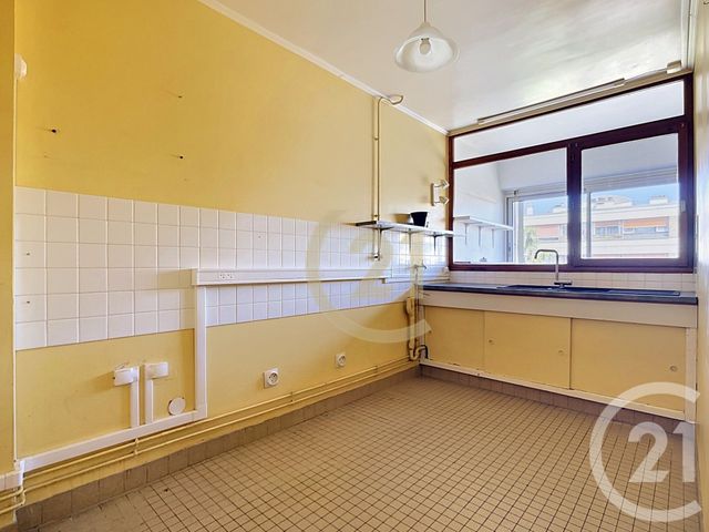 Appartement F3 à louer - 3 pièces - 61.57 m2 - LONGJUMEAU - 91 - ILE-DE-FRANCE - Century 21 Plein Centre